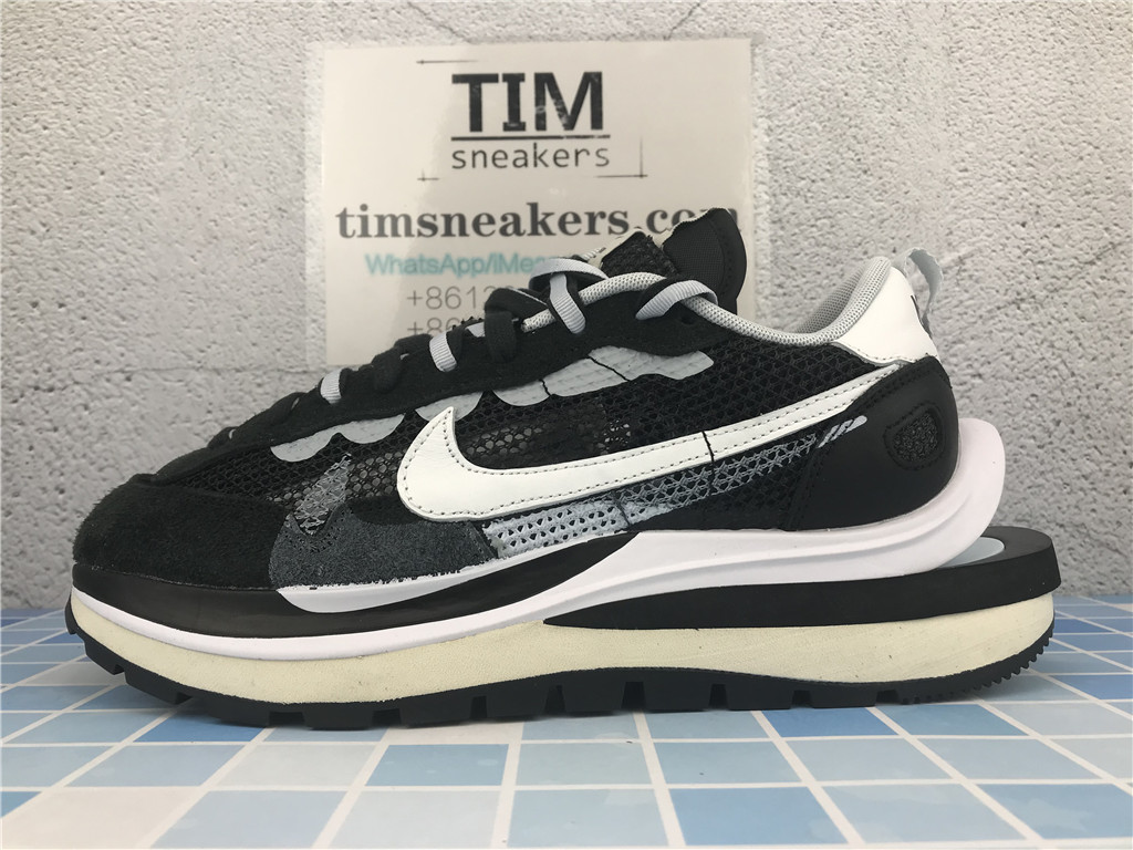 Sacai Nike VaporWaffle Black White CV1363 001